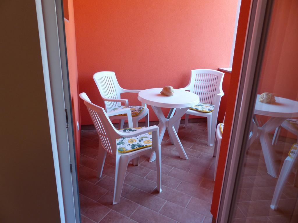 Apartments Lucefinka Banjole Szoba fotó